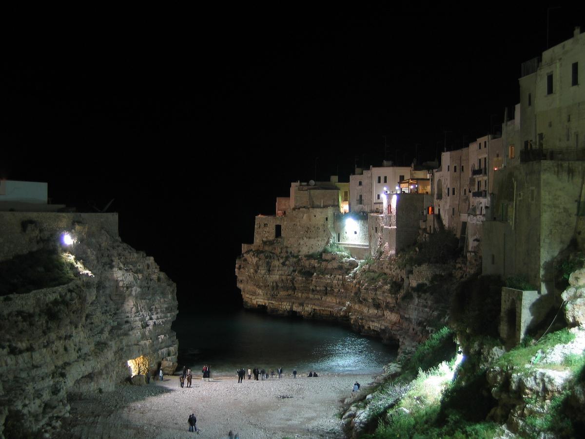 Versomare Polignano a Mare Bagian luar foto