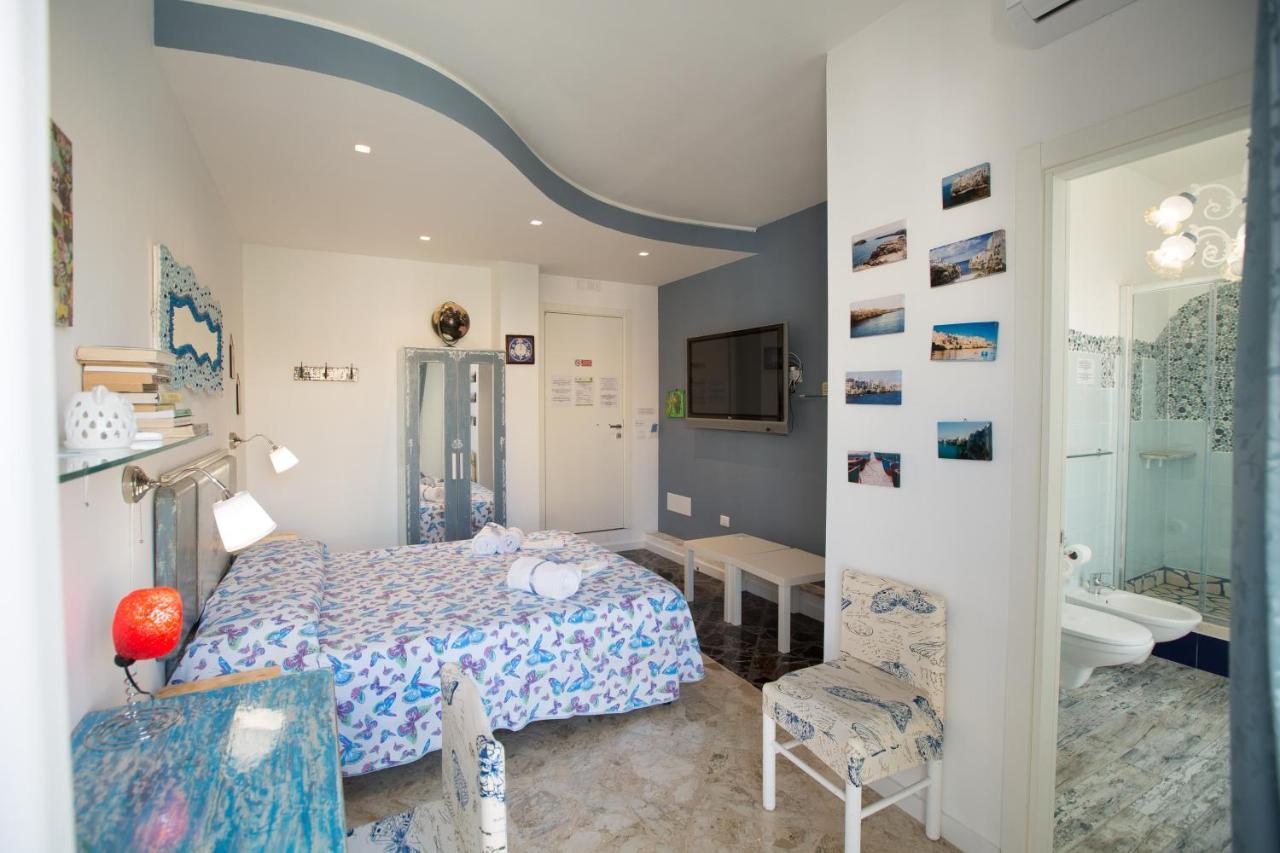 Versomare Polignano a Mare Bagian luar foto